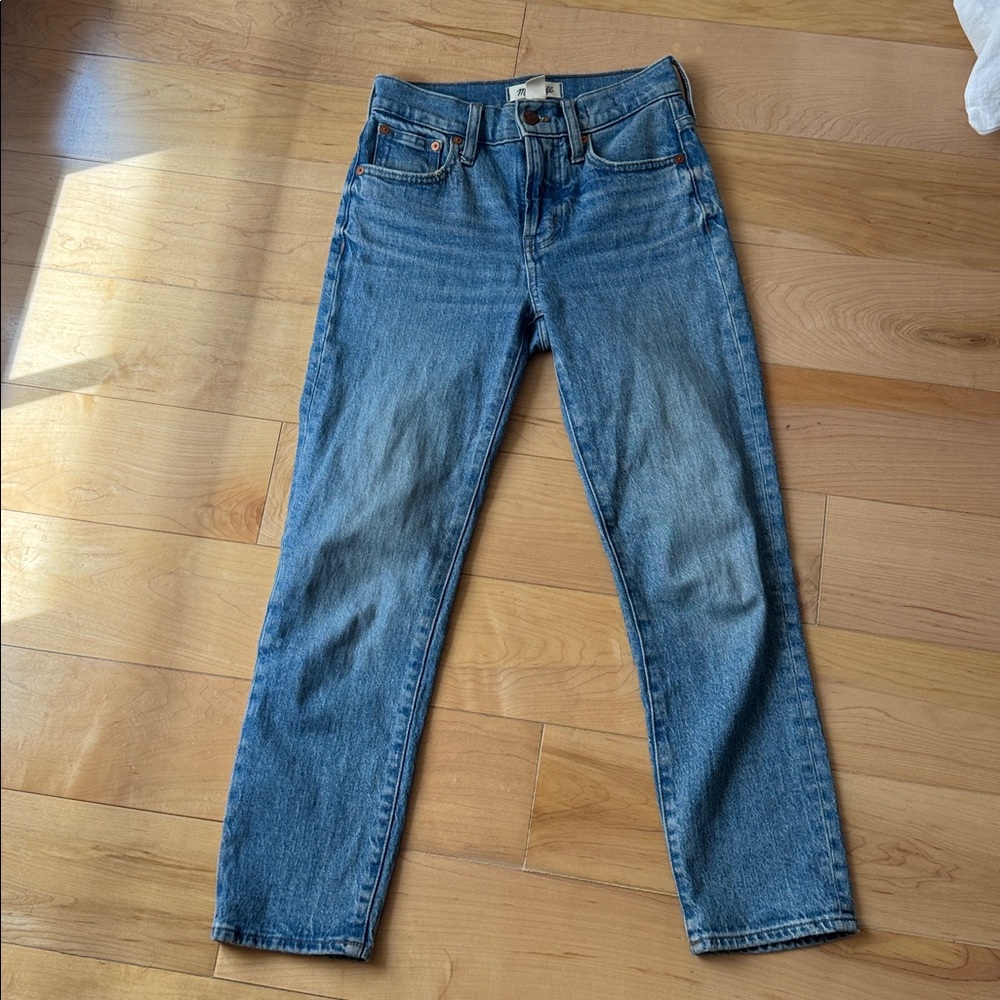 Madewell Women’s Petite Vintage Perfect Crop Jeans in Blue Denim Size 23P - Picture 2 of 6